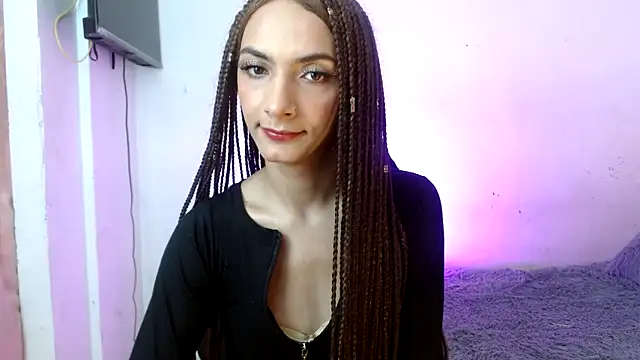 Snapshot of Katty_fox69 chatting on 03/03/25, 02:04 Katty fox69 online show from 03/03/25, 02:04