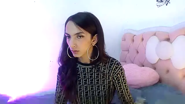Snapshot of Katty_fox69 chatting on 03/18/25, 04:15 Katty fox69 online show from 03/18/25, 04:15