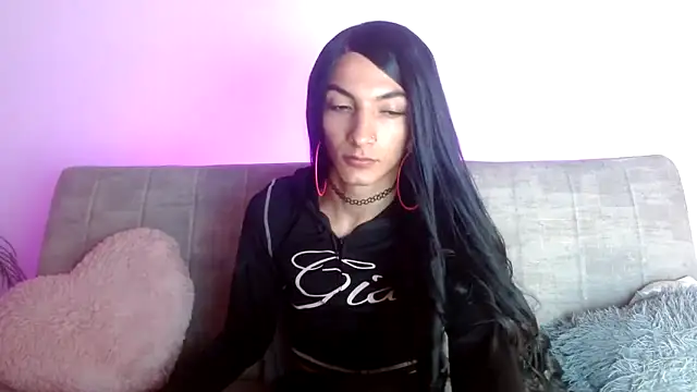 Snapshot of Katty_fox69 chatting on 06/06/26, 04:39 Katty fox69 online show from 06/06/26, 04:39