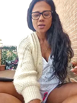 Snapshot of Allana_Squirt chatting on 09/20/25, 07:53 Allana Squirt online show from 09/20/25, 07:53