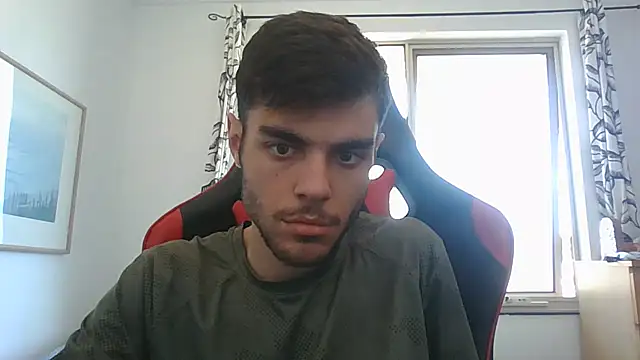 Snapshot of Omarnede chatting on 11/27/25, 05:42 Omarnede online show from 11/27/25, 05:42