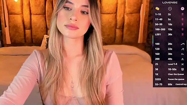 KiaraCarter online show from 11/11/25, 09:15