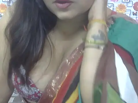 Snapshot of Lusty_Wife1 chatting on 05/17/26, 06:59 Lusty Wife1 online show from 05/17/26, 06:59
