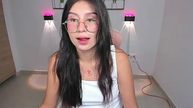 emily villamil online show from 02/07/26, 09:51