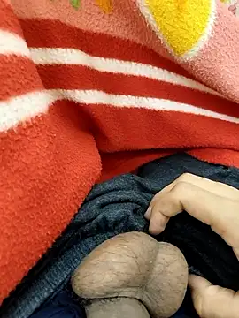 Snapshot of Horny_boy321 chatting on 09/16/25, 07:37 Horny boy321 online show from 09/16/25, 07:37