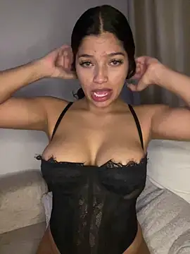 AgathaGeorgiou online show from 11/07/25, 11:05