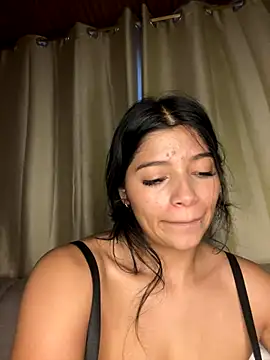 AgathaGeorgiou online show from 11/28/25, 10:23