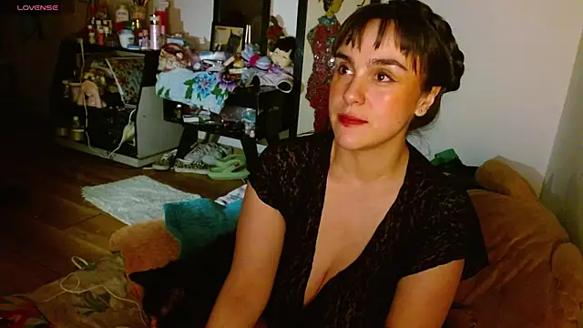 collette beaufoy  online show from 10/14/25, 03:51