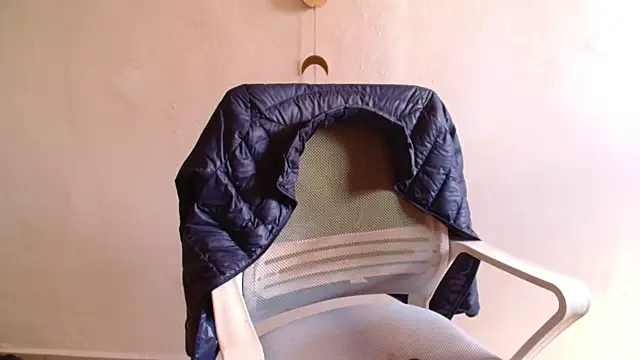 Snapshot of brdot_ chatting on 02/25/26, 05:11 brdot online show from 02/25/26, 05:11