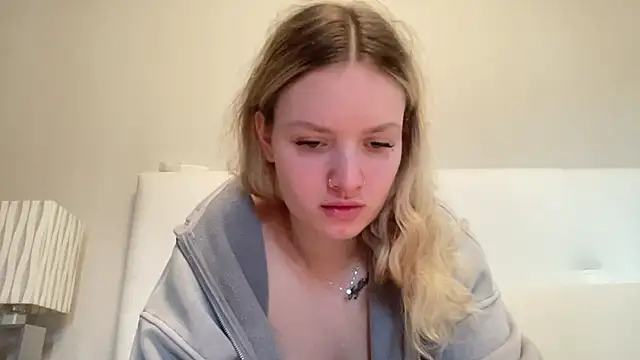 Snapshot of mariemelissah chatting on 02/02/25, 10:35 mariemelissah online show from 02/02/25, 10:35