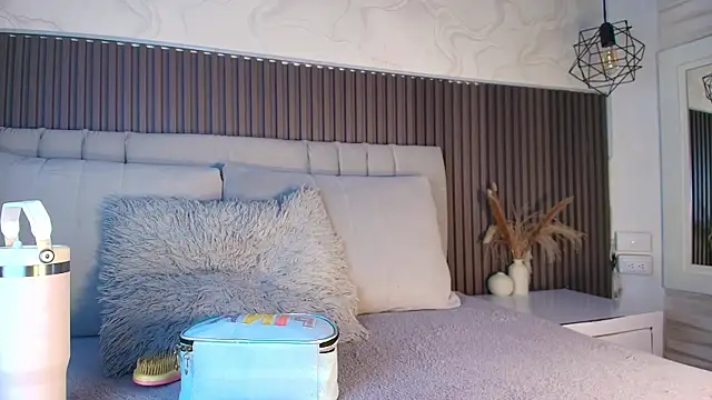 SHANONCLARK online show from 02/21/26, 11:11