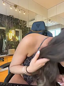 MileySin1111 online show from 04/17/26, 01:58