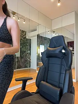 MileySin1111 online show from 04/22/26, 01:56