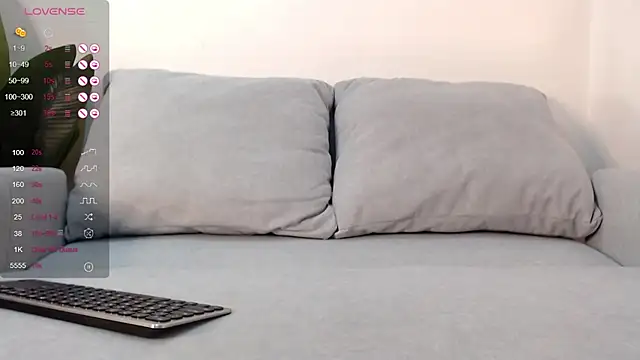 marthina thompsson online show from 09/15/25, 04:18