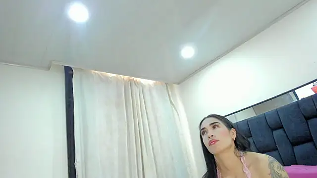 AntonelaNeri online show from 02/10/25, 04:04