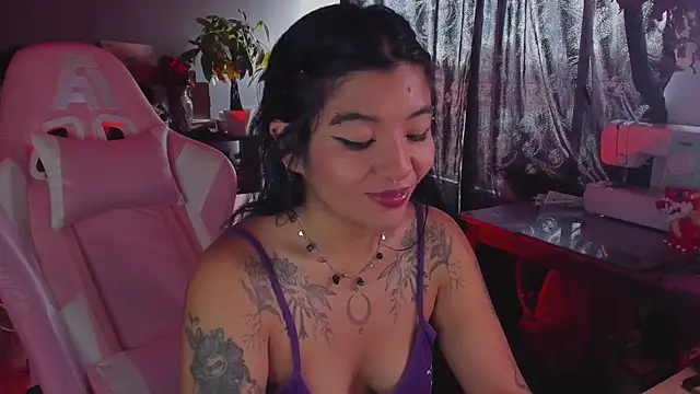 Snapshot of annie_walker6 chatting on 10/09/25, 05:33 annie walker6 online show from 10/09/25, 05:33