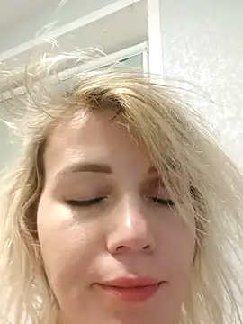 Linda Gregory online show from 12/16/24, 01:42