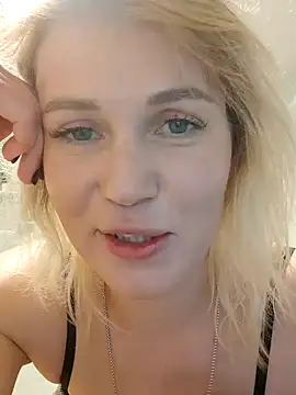 Linda Gregory online show from 12/20/24, 10:22