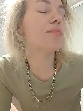 Linda Gregory online show from 02/10/25, 02:41