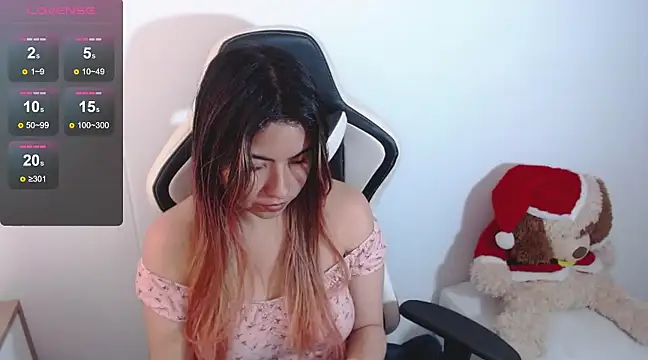 Snapshot of alice_middlee chatting on 12/11/24, 06:20 alice middlee online show from 12/11/24, 06:20