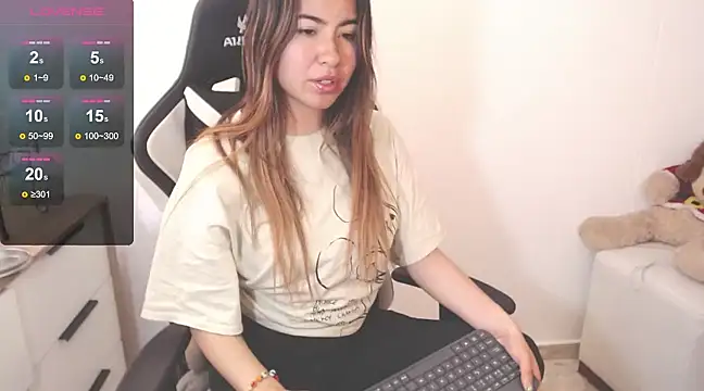 Snapshot of alice_middlee chatting on 01/30/25, 07:04 alice middlee online show from 01/30/25, 07:04