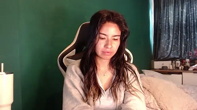Snapshot of alice_middlee chatting on 05/02/26, 06:57 alice middlee online show from 05/02/26, 06:57