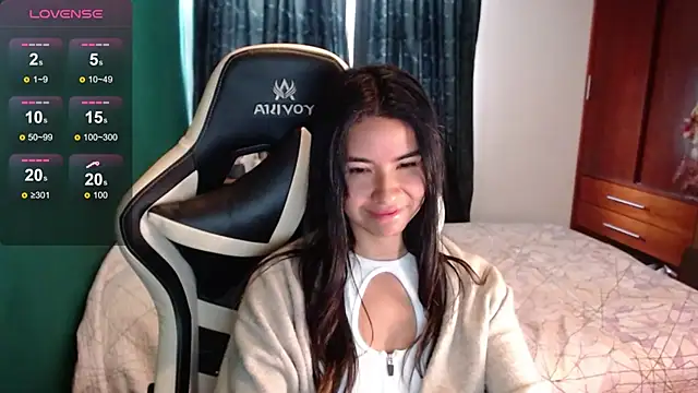 alice middlee online show from 06/17/26, 02:40