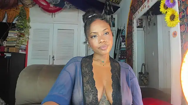 Snapshot of ElizaGrey_ chatting on 01/12/25, 11:15 ElizaGrey  online show from 01/12/25, 11:15