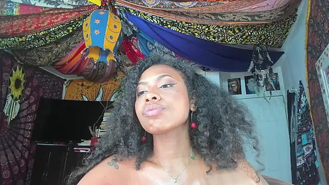 Snapshot of ElizaGrey_ chatting on 01/17/25, 05:21 ElizaGrey  online show from 01/17/25, 05:21