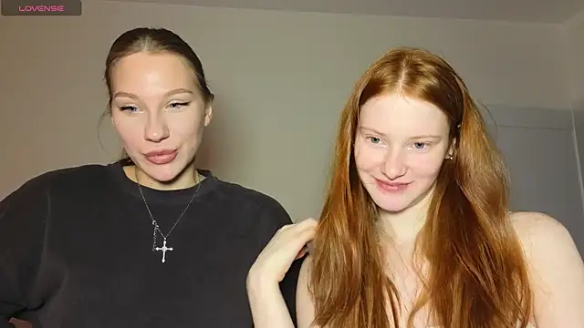 MiaKeler online show from 02/04/25, 07:55