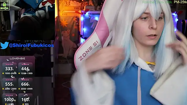 Snapshot of ShiroiFubuki chatting on 12/02/24, 07:49 ShiroiFubuki online show from 12/02/24, 07:49