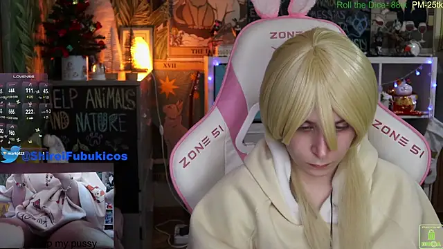 Snapshot of ShiroiFubuki chatting on 12/15/24, 07:31 ShiroiFubuki online show from 12/15/24, 07:31