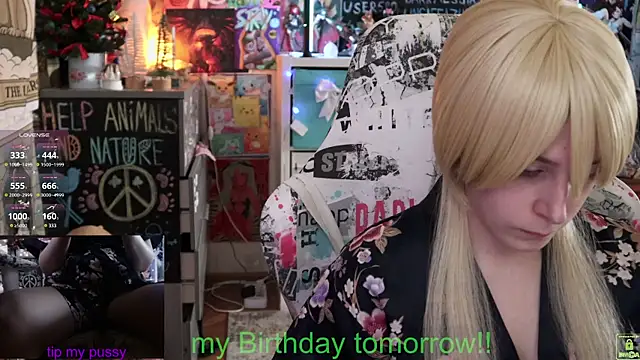 Snapshot of ShiroiFubuki chatting on 02/19/25, 01:06 ShiroiFubuki online show from 02/19/25, 01:06