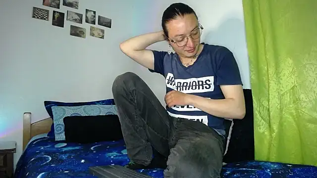 monkeywillwhite online show from 11/30/25, 03:54