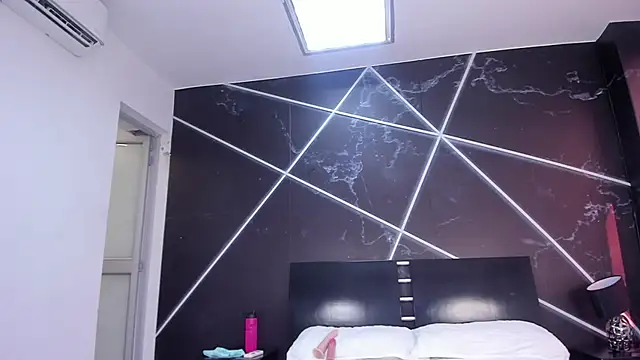  valeriiee  online show from 01/18/25, 07:15