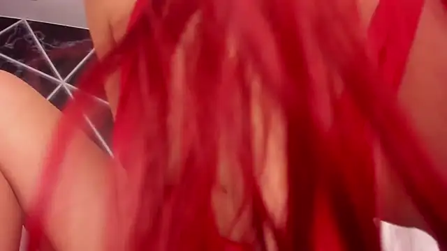  valeriiee  online show from 02/04/25, 10:24