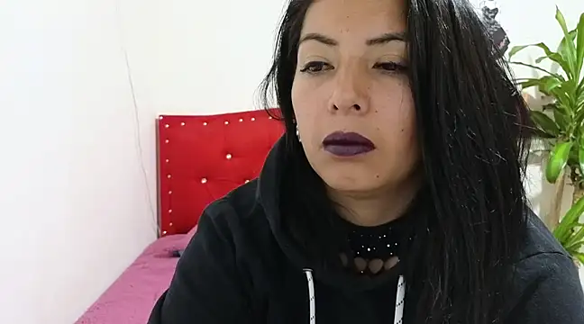 Mariana collins99 online show from 02/06/25, 08:29