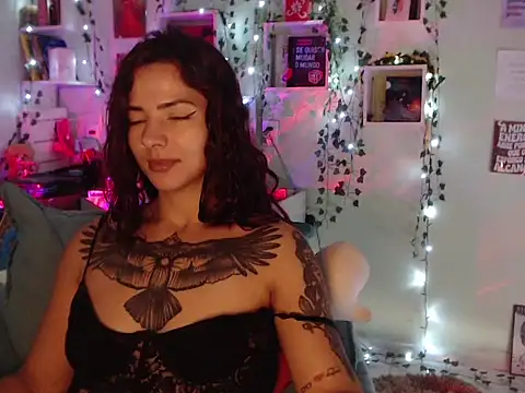 BeellyDance online show from 10/30/25, 02:18