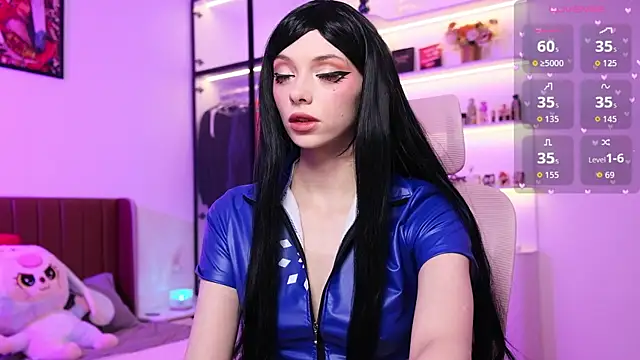 HolliWould  online show from 04/02/26, 12:03