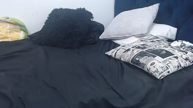 queenofwetqueens online show from 10/25/25, 04:24