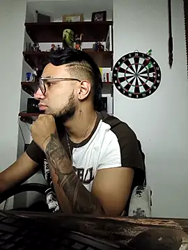 Andrew slick online show from 11/17/25, 04:51