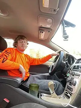 hottestcouplevaa online show from 12/05/24, 04:55