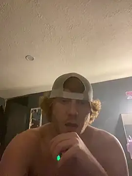 hottestcouplevaa online show from 12/30/24, 10:53