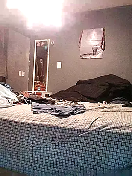 hottestcouplevaa online show from 12/13/25, 10:04