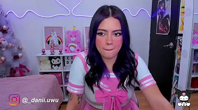 Snapshot of CuteDani_ chatting on 12/09/24, 01:51 CuteDani online show from 12/09/24, 01:51