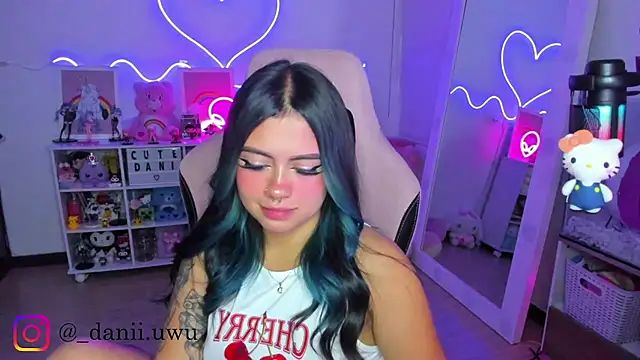 Snapshot of CuteDani_ chatting on 02/05/26, 08:52 CuteDani online show from 02/05/26, 08:52