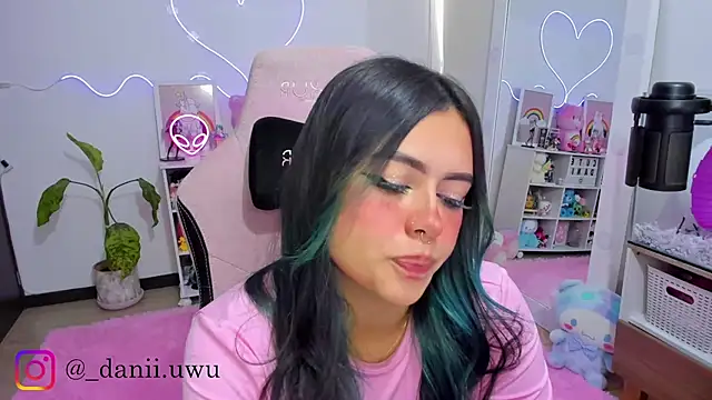 Snapshot of CuteDani_ chatting on 02/12/26, 02:34 CuteDani online show from 02/12/26, 02:34