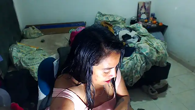 AmaraRoberts420 online show from 10/25/25, 02:08