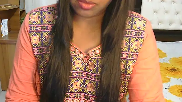 esita 1212 online show from 10/10/25, 02:10