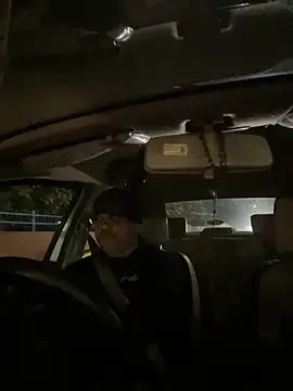 Dick 6inches online show from 10/29/25, 12:40